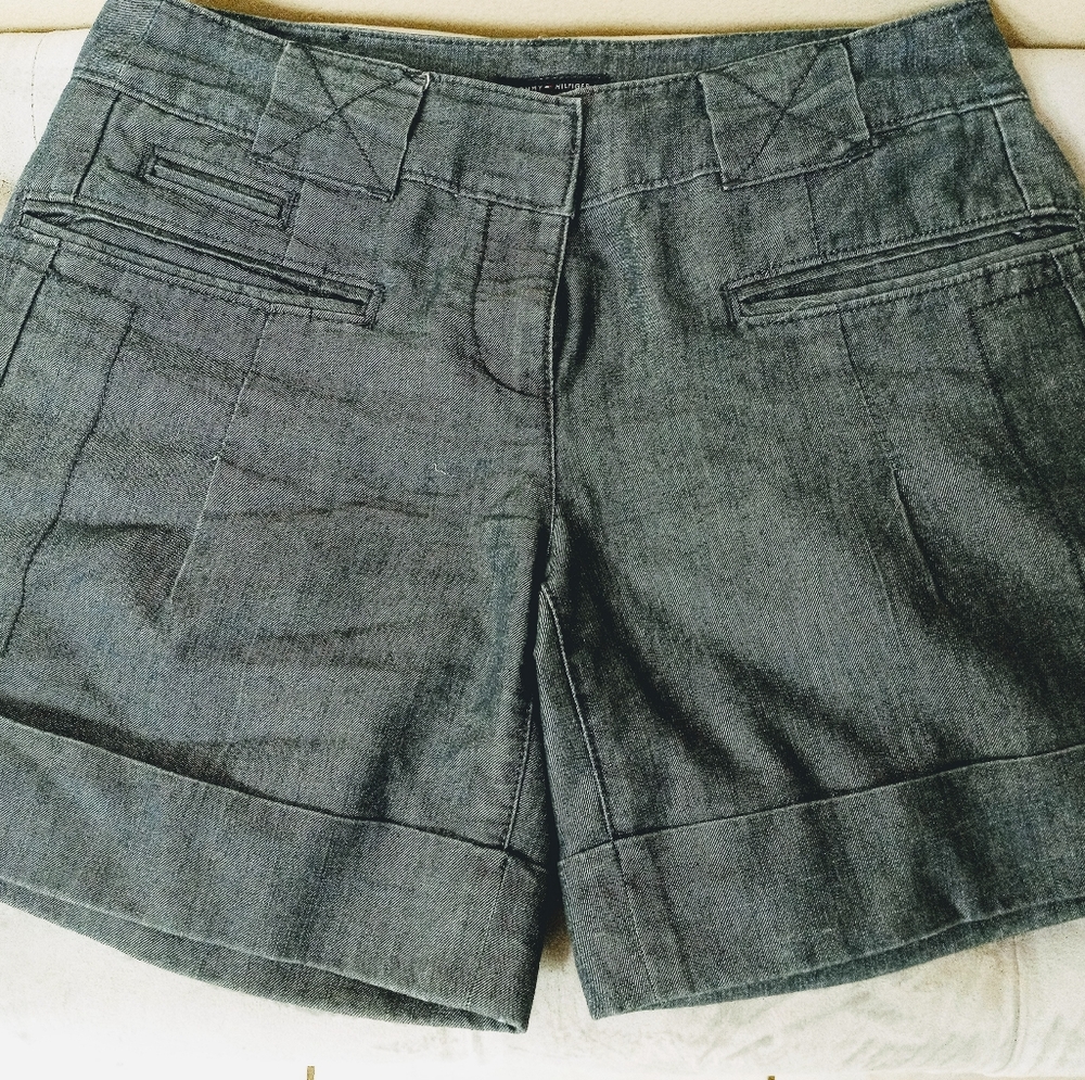 Classic **TOMMY HILFIGER** DENIM WOMENS  JEAN SHOR